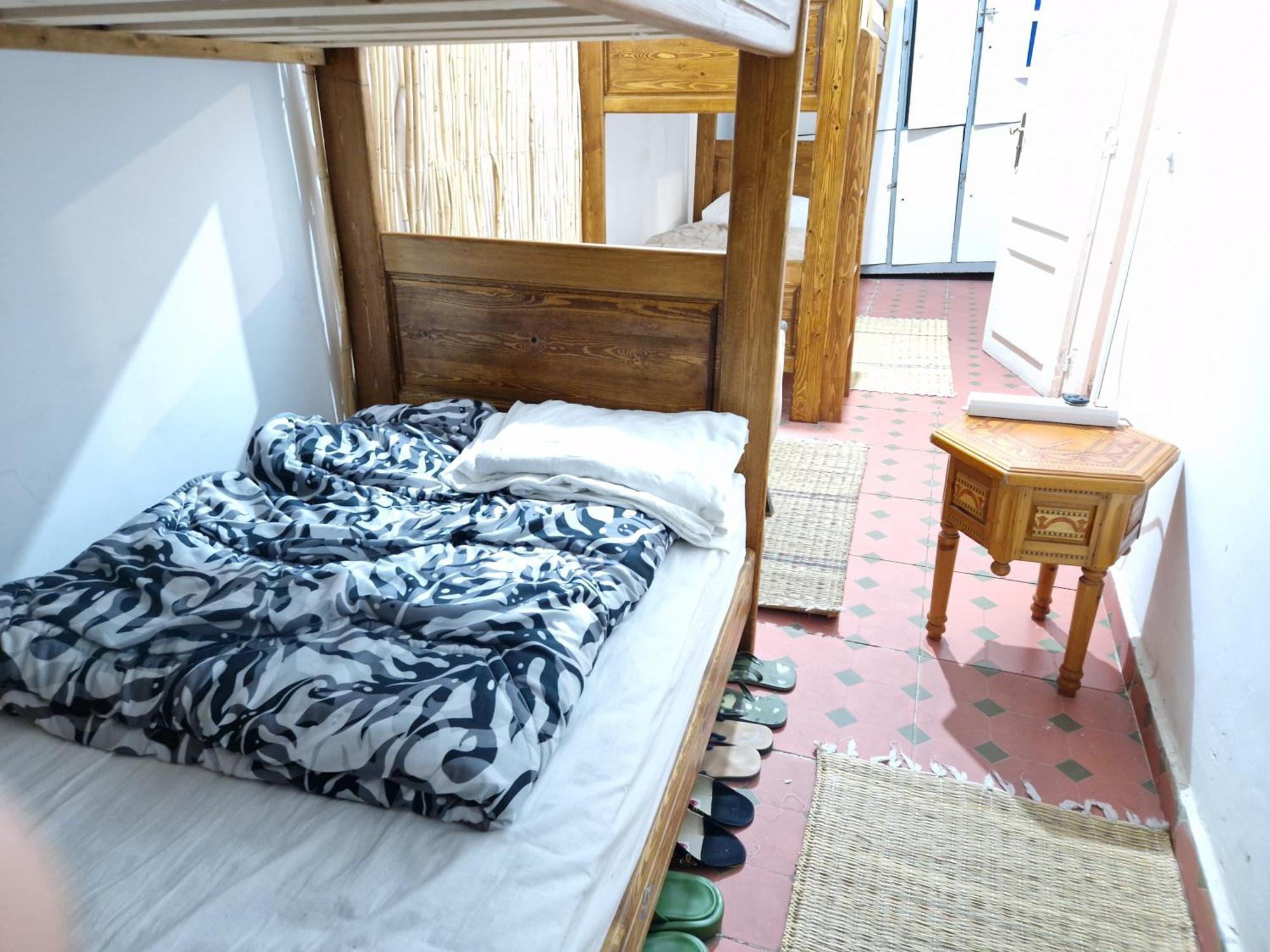 Hostel Banana Танжер Екстериор снимка
