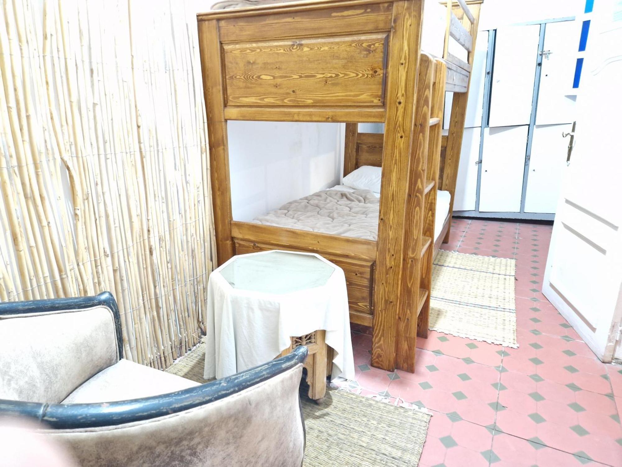 Hostel Banana Танжер Екстериор снимка